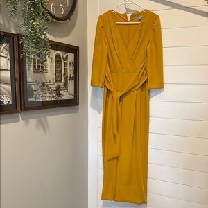 ANTONIO MELANI Gold Sheath Dress V-neck Tie Front